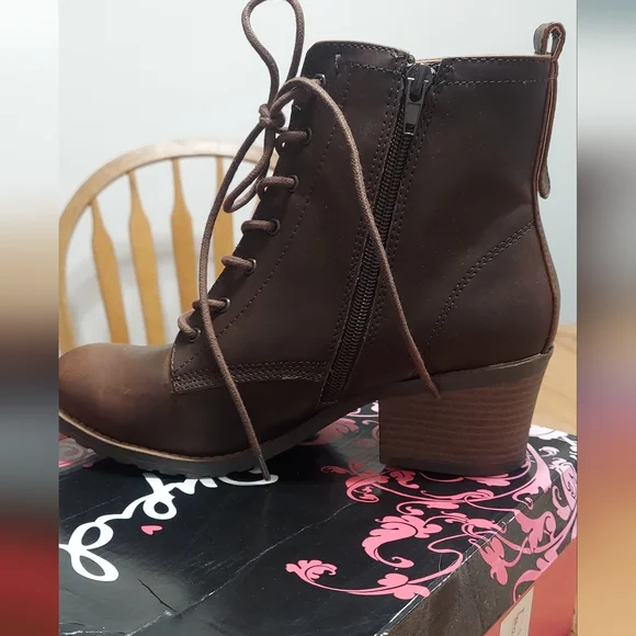 COPY - Qupid boots size 6.5 women's - Picture 5 of 6